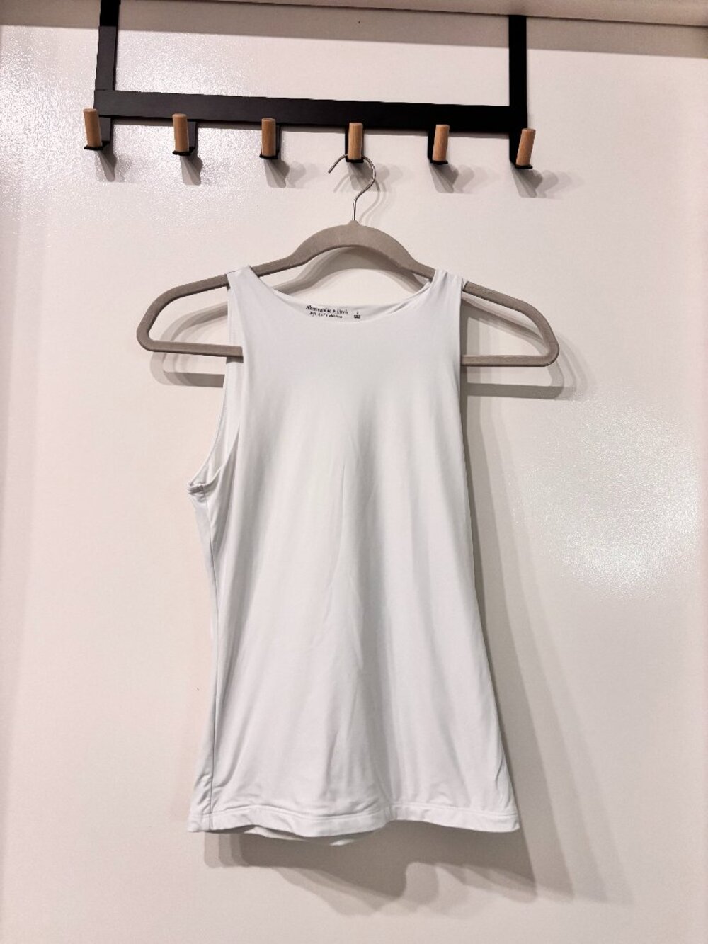 Abercrombie & Fitch Soft A&F Collection White Tank Top Sz S